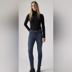 Levi's 311 Shaping Skinny Tummy Control Jeans. Size 34